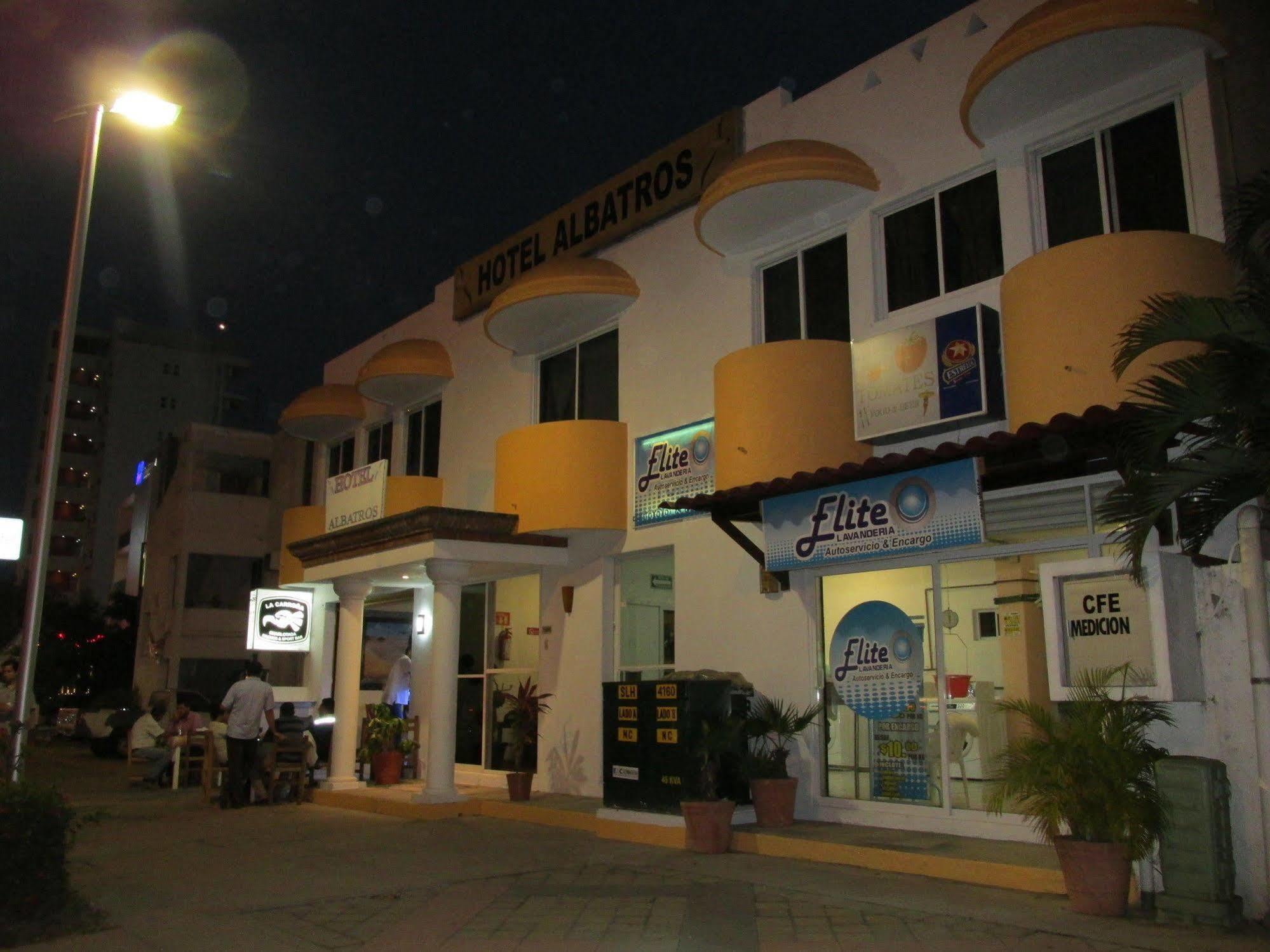 Hotel Albatros Manzanillo Zewnętrze zdjęcie