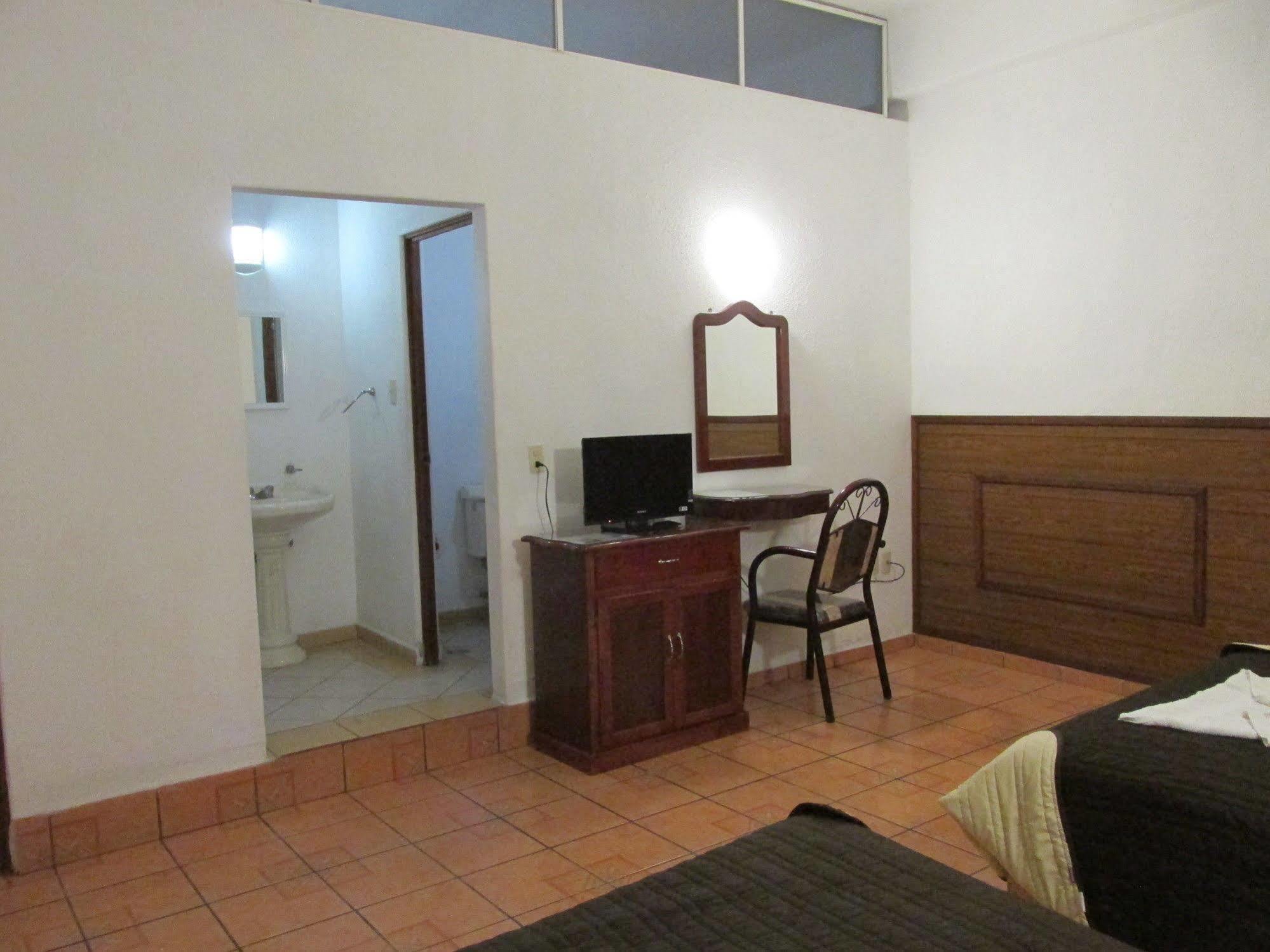 Hotel Albatros Manzanillo Zewnętrze zdjęcie